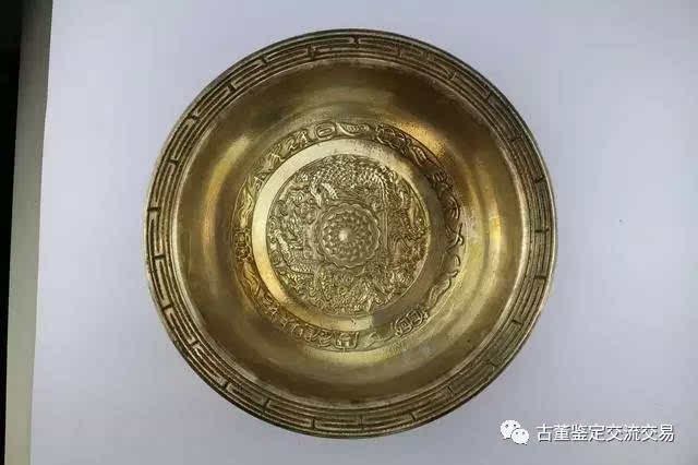 女装大佬的最高境界 混迹游戏女团竟无人知晓_三亿体育