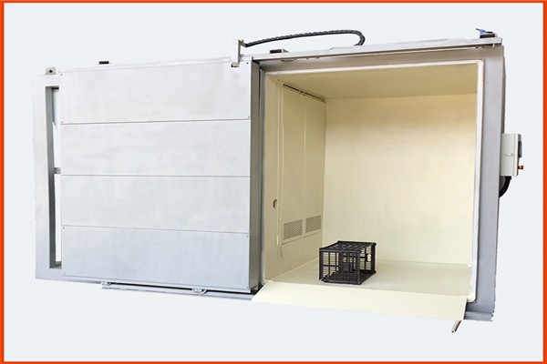 “三亿体育手机版”温碧霞丈夫何祖光简历：投行副总裁 何应钦之孙