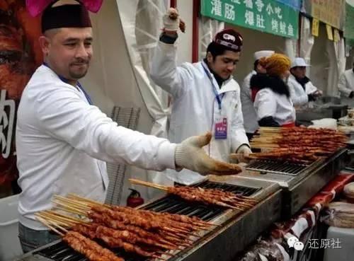 【三亿体育】奶酪土豆烤双茄的做法