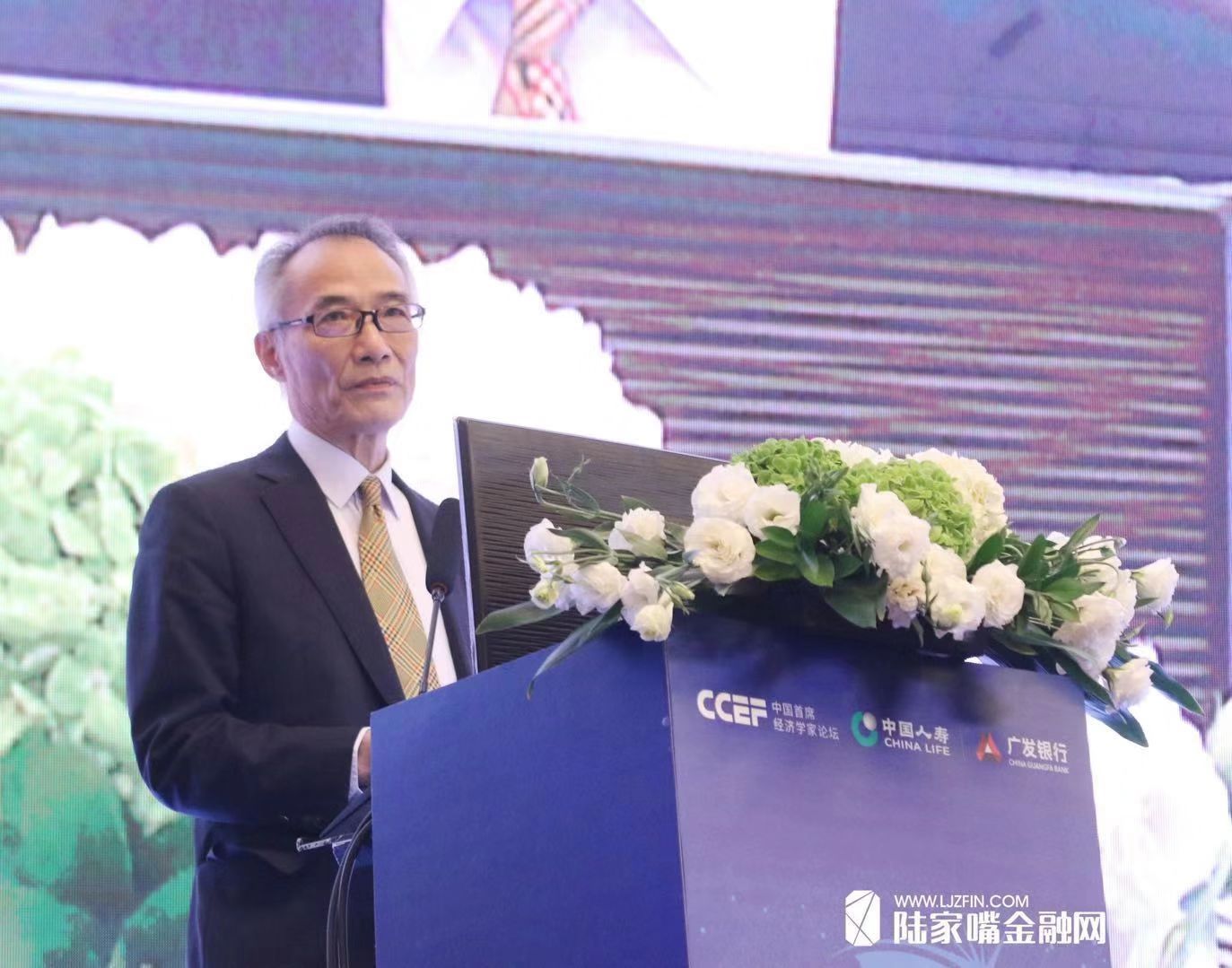 三亿体育手机版