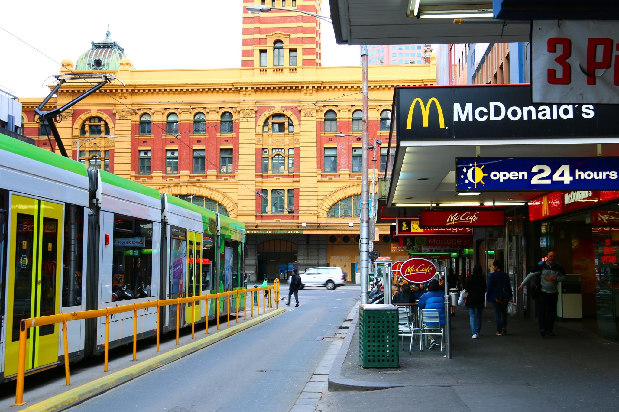 【三亿体育】酒店火灾的避难方法